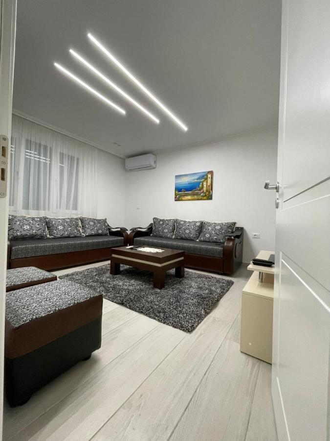 Tani Apartment 1 Shkodër Buitenkant foto